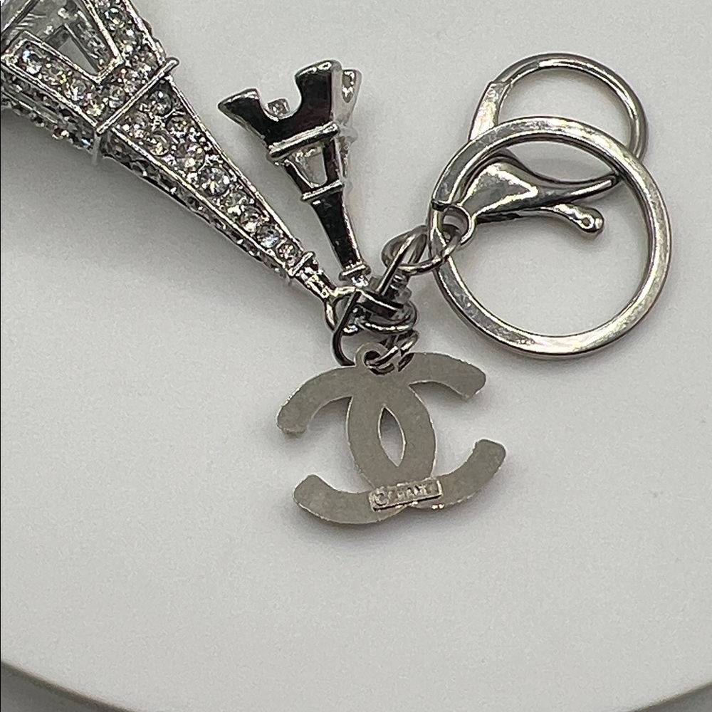 758. Silver Eiffel Tower Keychain With Crystal De… - image 3